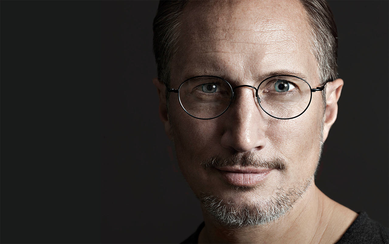 Flexible glasses for men by TITANflex Eyewear